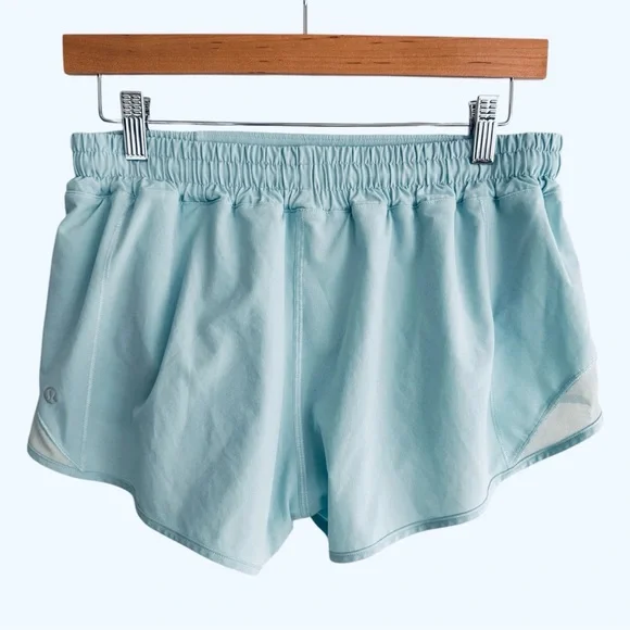 Lululemon Hotty Hot Low-Rise Lined Short 2.5" in Blue Chill Women’s size 10 - Picture 8 of 11